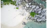 Yuk ke Pulau Lengkuas Belitung, Keindahan Alam Dengan Deretan Batu Granit Berusia 200 Juta Tahun