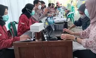 Mahasiswa Keperawatan Jadi Relawan Vaksinator Dokkes Polres Batang