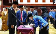 Gubernur Aceh Lantik Kepala SMA dan SMK se Aceh Timur, Ini Pesan Kacabdisdik Rahmatsah Putra