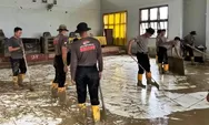 Pasca Banjir, Personel Gabungan Polri Gelar Gotong Royong di Kantor Camat Simpang Ulim