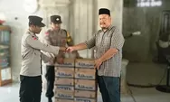 Semarak Ramadhan 1447 H, Polsek Idi Tunong Bantu Air Mineral kepada Pengurus Masjid