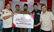 Ramadhan Jadi Momentum Berbagi, Kapolres Aceh Timur Bantu Warga Huntara Idi