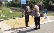 Puasa Tak Halangi Bhabinkamtibmas Polsek Madat Sambangi Warga