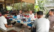 Saweu Keude Kopi, Cara Kapolsek Idi Tunong Merawat Kedekatan dengan Warga