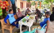 Warung Kopi Jadi Ruang Komunikasi Kapolsek Darul Aman dengan Warga