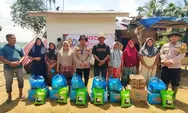 Kapolsek Pantee Bidari Hadir di Tengah Warga Terdampak Puting Beliung