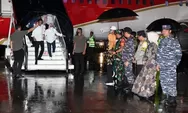 Disambut Khofifah, Presiden Jokowi dan Ibu Iriana Tiba di Sidoarjo Hadiri Satu Abad NU