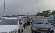 Macet Total Blokir Tol Jatikarya, Parkir Gratis Suasana Mudik