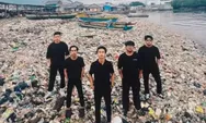 Inspiratif, Lima Anak Muda Pandawara Group Bersihkan Pantai Terkotor Nomor 2 di Indonesia