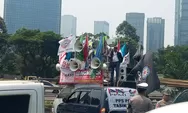 Massa Aksi 1 Juta Buruh Diblokir Polisi di Kawasan Semanggi
