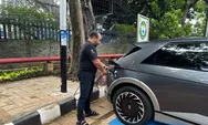 PLN Sulap Tiang Listrik Jadi Tempat Ngisi Baterai Mobil Listrik, Catat Lokasinya