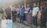 Bantuan Korban Kebakaran Bulukumba Disalurkan, Warga Haru Ucap Terima Kasih Ke Gubernur Sulsel