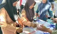 Rumah Membatik Bunga Mawar Binaan Dekranasda Bulukumba Latih Siswa SRMP 23 Makassar Membatik