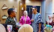 Terpikat Karya UMKM Bulukumba, Gubernur Sulsel Beli Miniatur Pinisi Di HUT Dekranas