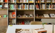 Serunya Nongkrong di The Room 19 Bandung, Ruang Baca Estetik dengan Koleksi Buku Beragam dan Kegiatan Seru Setiap Bulan!