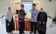 Koperasi SMAN 15 Bandung Sehat... Dapat Penghargaan Dinas Koperasi Kota Bandung....