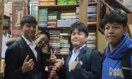 SMAN 15 Bandung Gagas Program Berburu Buku dan Berbagi Rezeki... Tetap Budayakan Baca Buku...