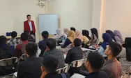 Dekan Fakultas Hukum  UMSU Dr Faisal Beri Kuliah Umum di  Universitas Muhammadiyah Pontianak 