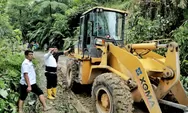 Bupati Simalungun Peduli  Langsung Turunkan Alat Buka Akses Jalan Terimbas Longsor 