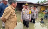 Ribuan Rumah Terendam Banjir, Polresta Deliserdang Tinjau Titik Bencana Banjir dan Beri Bantuan