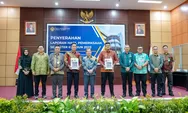 Walikota Medan Terima Laporan Hasil Pemeriksaan Kepatuhan Pengadaan Barang dan Jasa TA 2023