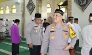 Usai Salat Jumat, Kapolres Padangsidimpuan Ajak Jamaah Jalin Kekompakan 