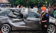 Lintasi Rel Tanpa Palang, Mobil Honda Mobilio Ringsek Ditabrak Kereta Api, 4 Tewas