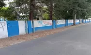 Benar-benar Usil Rusak Lingkungan Seolah ! Pagar Beton SMPN I Pantai Labu Dicoret-coret OTK