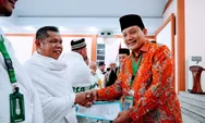 359 Jemaah Haji Asal Padangsidimpuan Kloter 20 Diberangkatkan ke Tanah Suci