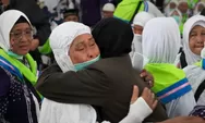 Duka Selimuti Kembalinya Jemaah Haji Kloter 9, 2 Wafat, 1 Sakit Tunda Kepulangan