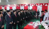30 Anggota DPRD Palas Dilantik, Wajah Baru Mendominasi, Luat Hasibuan dari Partai Gerindra Jadi Ketua