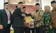 KIP Bireuen Tetapkan H Mukhlis dan Razuardi Sebagai Bupati dan Wakil Bupati Terpilih Pemilihan 2024