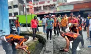 Bupati Abdya Safaruddin Kerahkan Massa Gotong Royong Bersihkan Pusat Kota Blangpidie