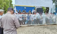 Bikin Berang Masyarakat, Massa Geruduk Dinas Pendidikan Deli Serdang Tuntut Hapuskan Pungli: Jangan Peras Orang Tua Murid!