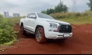 MITSUBISHI TRITON ULTIMATE AT: Perpaduan Gagahnya Pria Kantoran dan Tangguhnya Petarung Lapangan, Siap Menaklukkan Aspal Kota hingga Medan Ekstrem!