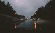 Teknik Menghindari Aquaplaning saat Berkendara di Jalan Basah