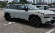 Toyota bZ3X Resmi Hadir! SUV Listrik Futuristik Harga Terjangkau Ini Bikin Geger Pasar, Terjual 10 Ribu Unit dalam 60 Menit Pertama!