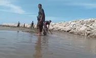 Perahu di Abdya Terombang-ambing Akibat Mulut Muara Tertutup, Nelayan tak Bisa Cari Naskah