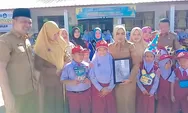 Hari Pertama Sekolah, Bupati Labuhanbatu Sambut Murid Baru di SDN 15 Rantau Selatan