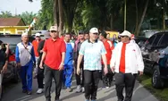 Kakanwil Kemenag Sumut Bersama Ribuan Umat Kabupaten Langkat Ikuti Jalan Sehat Kerukunan