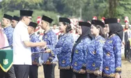 Wali Kota Rico Waas Serahkan SK PPPK : Pentingnya Menjadi Aparatur Profesional, Berintegritas dan Berorientasi Pada Pelayanan Publik