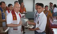 Anggota Komisi I DPR RI Sabam Rajagukguk Kunjungi Toba, Lihat Plus Minus Program MBG 