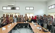 Pastikan Kepsek, Guru hingga Pengawas Disiplin, Bupati Deli Serdang Lakukan Absensi dengan Aplikasi ini