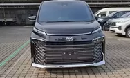 Toyota Voxy 2.0 AT 2025 Black: Pesona MPV Premium Serba Hitam dengan Desain Futuristik, Kabin Mewah, dan Kenyamanan Maksimal untuk Keluarga Modern