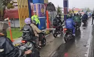 Jalan Medan - Binjai Banjir, Petugas PJR Polda Sumut Buka Akses Jalan Tol untuk Kenderaan Roda 2