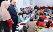 Tinjau Kondisi Warga Korban Banjir dan Longsor Batangtoru, Bupati Tapsel Minta Pengungsi Bersabar