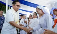 Safari Natal di Gereja Katolik Paroki Santo Antonius Dari Padua, Rico Waas Ajak Warga Saling Menguatkan dan Memulihkan Medan Pascabanjir