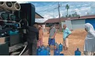 Bantuan Air Bersih untuk Korban Banjir di Tapteng
