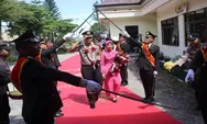 Pisah Sambut Kapolres Pakpak Bharat Berlangsung Haru