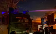 Polda Sumut Kerahkan Mobil Armoured Water Cannon Kendalikan Api Kebakaran Pabrik Swallow di Medan 